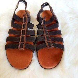 EUC Munro American Wedge Sandals Brown 6.5